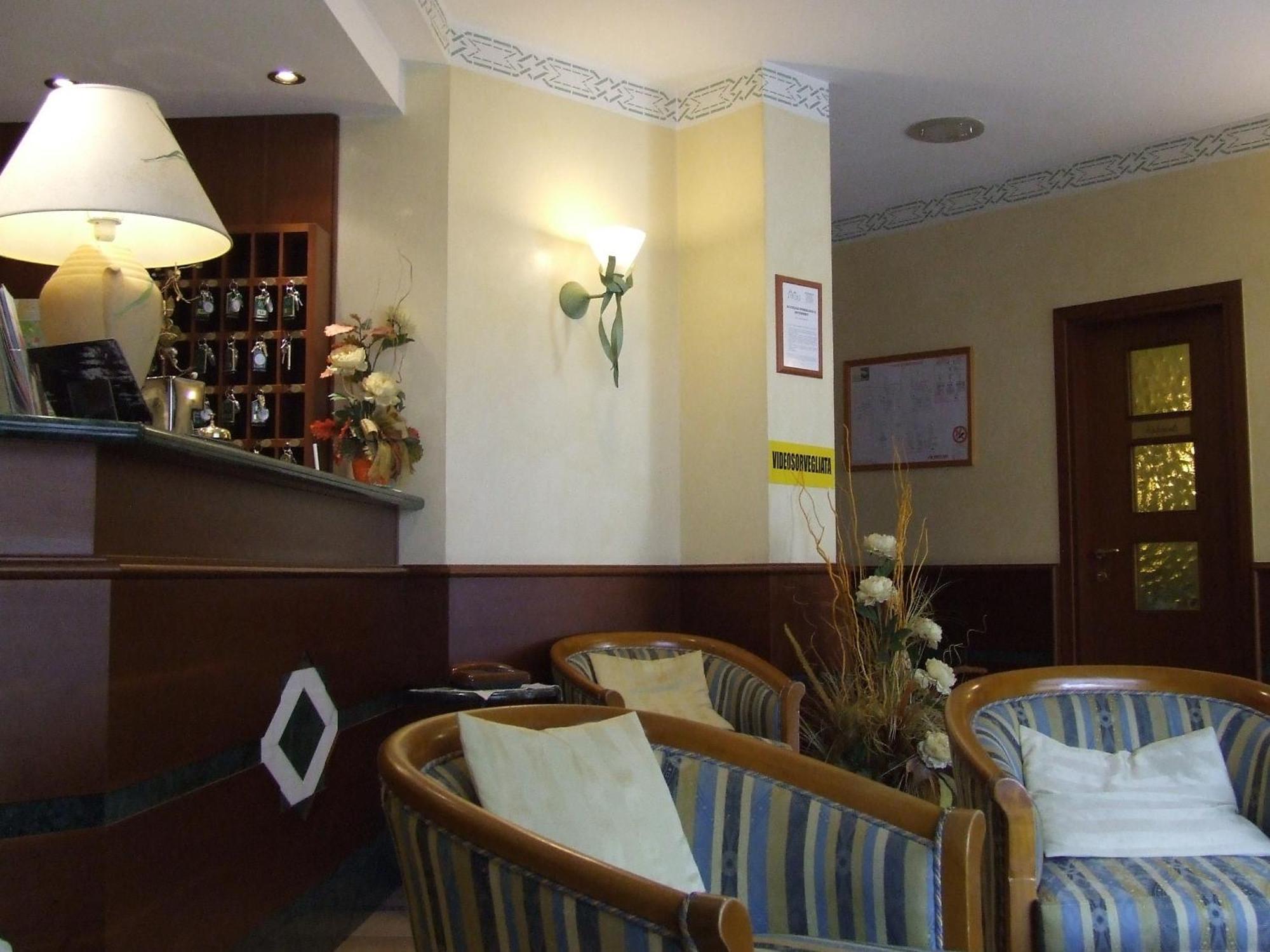Albergo Il Cochino Montale  Exterior photo