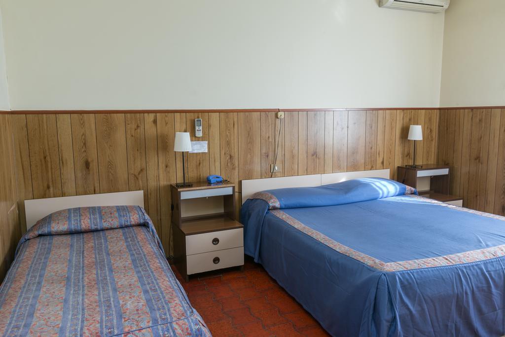 Albergo Il Cochino Montale  Exterior photo